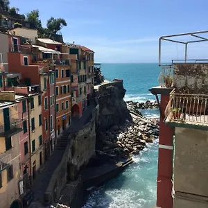  Apartment Sara Apartment, Comfort And Lateral Sea View Italy