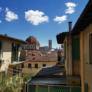 Apartment Sweetly In, Florence